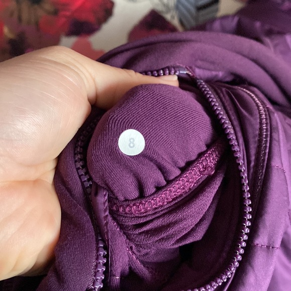 Lululemon First Mile Jacket - Picture 12 of 12